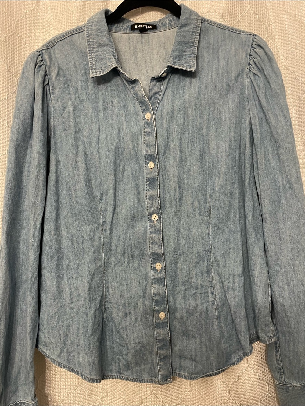 Express Light Wash puffed sleeve Denim Button-Front Shirt